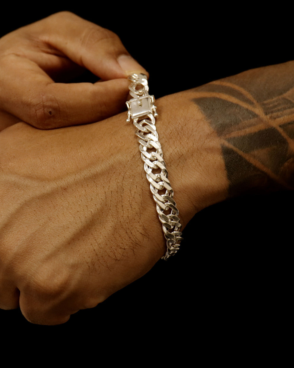 PULSEIRA PRATA 925: GRUMET LAMINADA 10MM