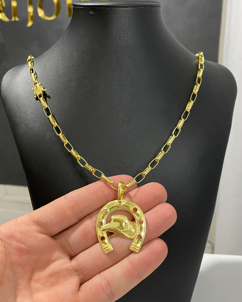 CORRENTE TIJOLINHO 5MM + PINGENTE FERRADURA DO CHAPÉU