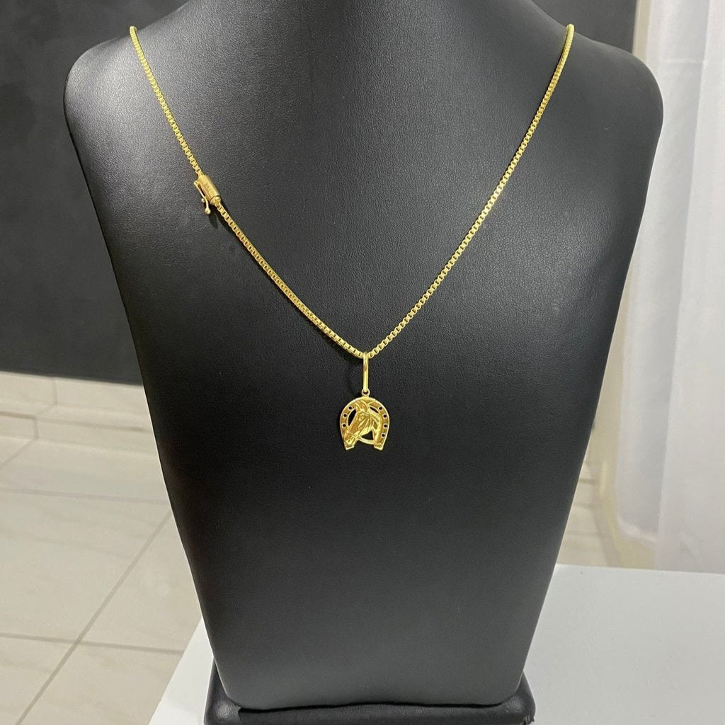 CORRENTE CUBINHO 2MM + PINGENTE FERRADURA DO CAVALO PEQUENO