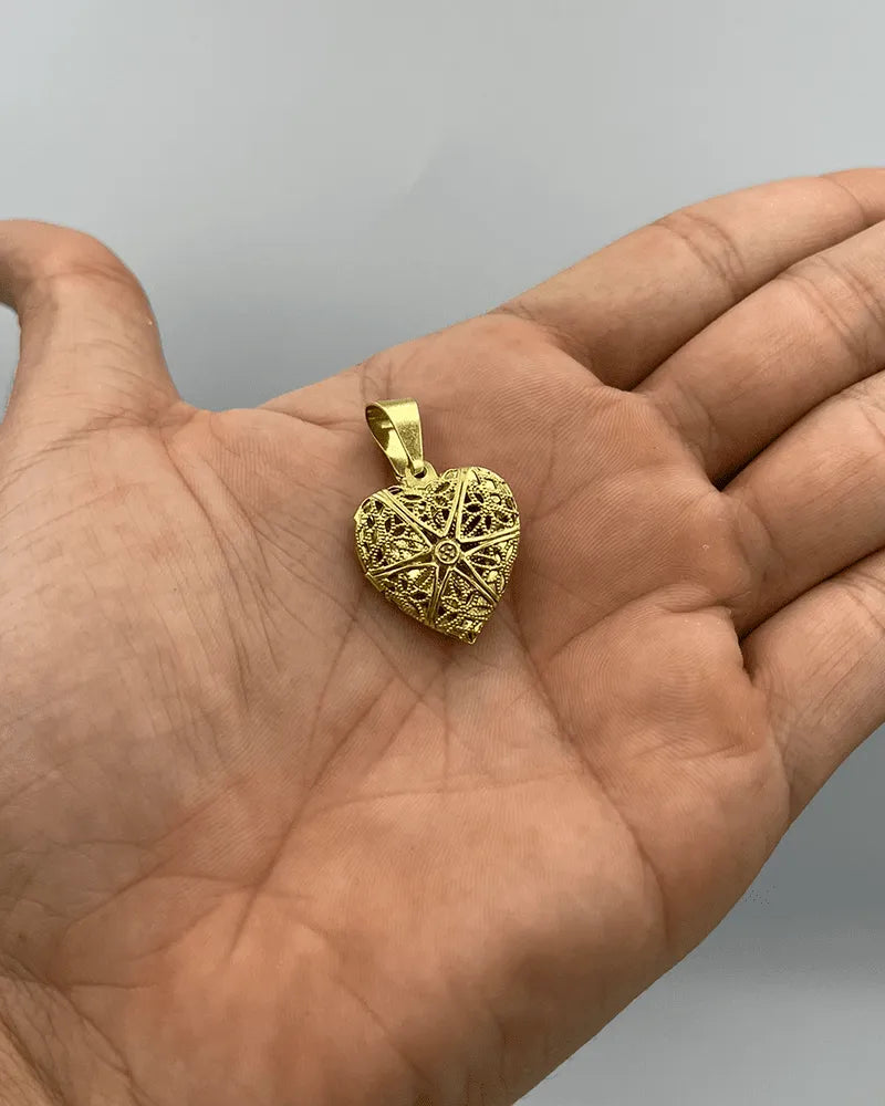 PINGENTE CORAÇÃO RELICÁRIO PEQUENO