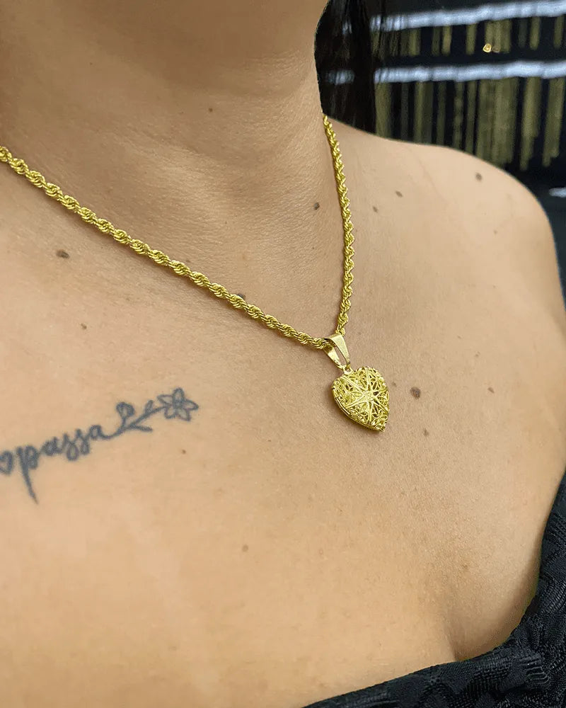 CORRENTE ELO BAIANO 4MM (45cm) + PINGENTE CORAÇÃO RELICÁRIO MÉDIO