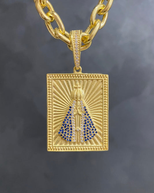 PINGENTE NOSSA SENHORA APARECIDA CRAVEJADO QUADRADO - 5x3,5cm