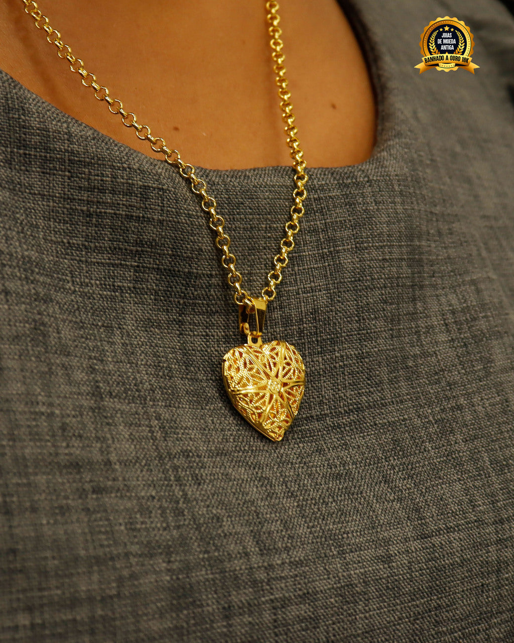PINGENTE BANHADO: CORAÇAO RELICARIO VAZADO P