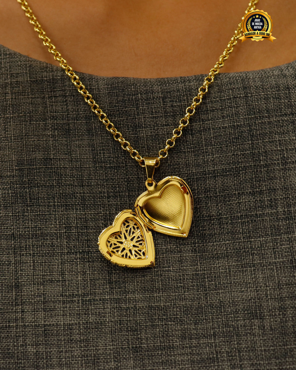 PINGENTE BANHADO: CORAÇAO RELICARIO VAZADO P