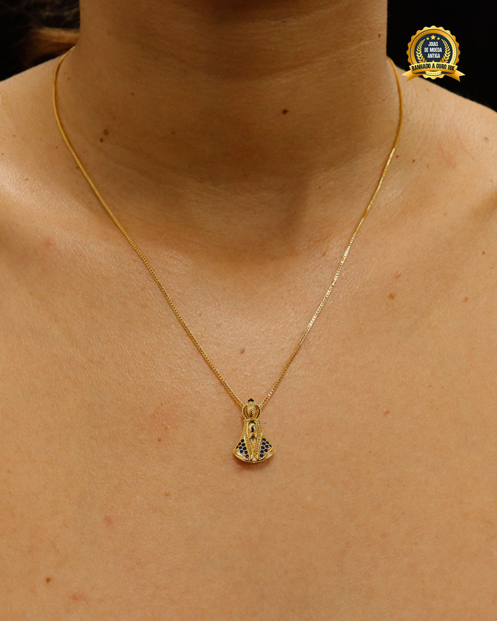 CONJUNTO BANHADO: CORRENTE VENEZIANA 1MM + PINGENTE SANTA CRAVEJADA