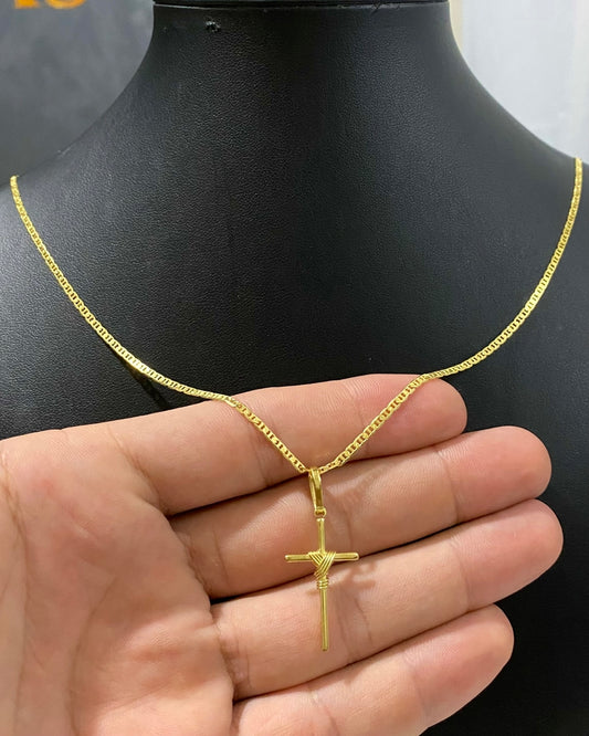 CORRENTE PIASTRINE 2MM + PINGENTE CRUZ AMARRADA PEQUENO