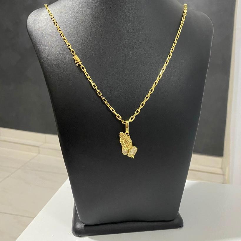 CORRENTE CADEADO DE QUINA 4MM + PINGENTE MÃO ORAÇÃO CRAVEJADO
