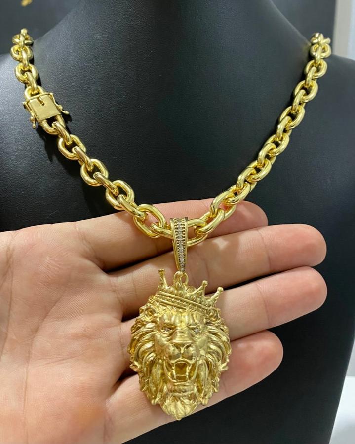 CORRENTE CADEADO 12MM + PINGENTE LEÃO CRAVEJADO