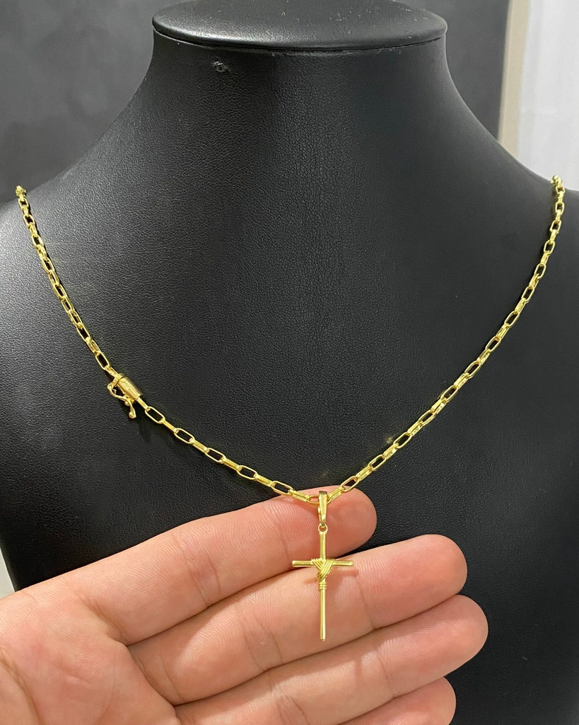 CORRENTE TIJOLINHO 3MM + PINGENTE CRUZ AMARRADA PEQUENO
