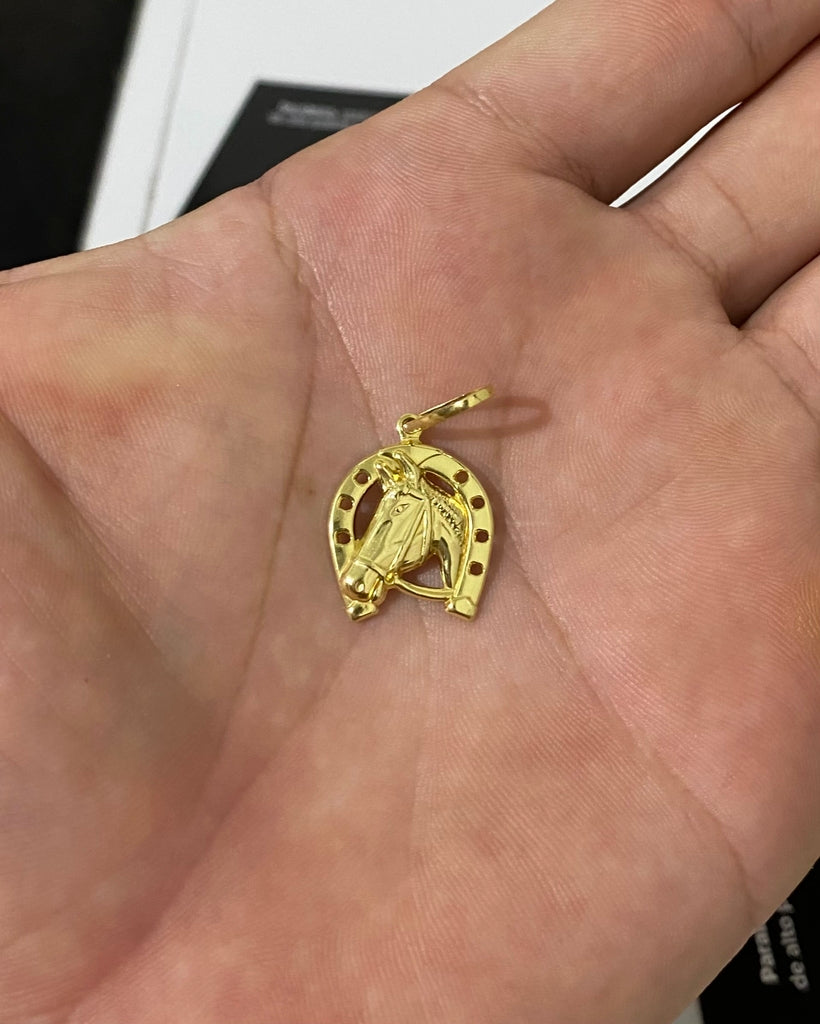 PINGENTE FERRADURA DO CAVALO PEQUENO - 2x1,5cm