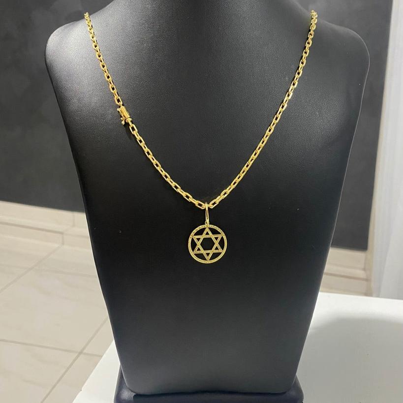 CORRENTE CADEADO DE QUINA 4MM + PINGENTE ESTRELA DE DAVI VAZADO