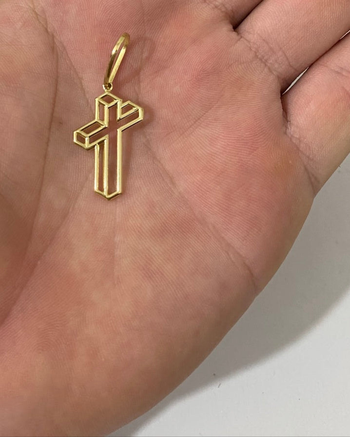 PINGENTE CRUZ PEQUENA VAZADA 3D - 2,5x1,5cm