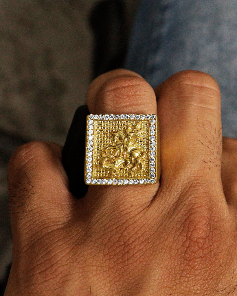 DEDEIRA: SÃO JORGE QUADRADA COM BORDA CRAVEJADA