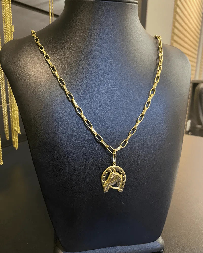 CORRENTE TIJOLINHO 4MM + PINGENTE FERRADURA MÉDIO